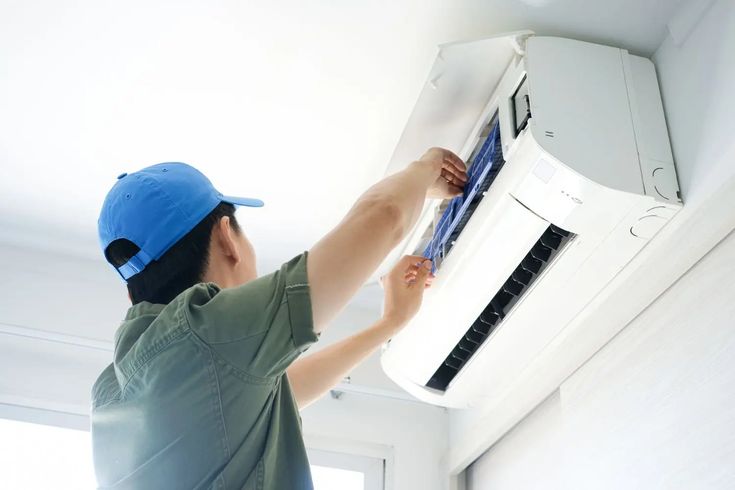 wall mounted aircond service in johor